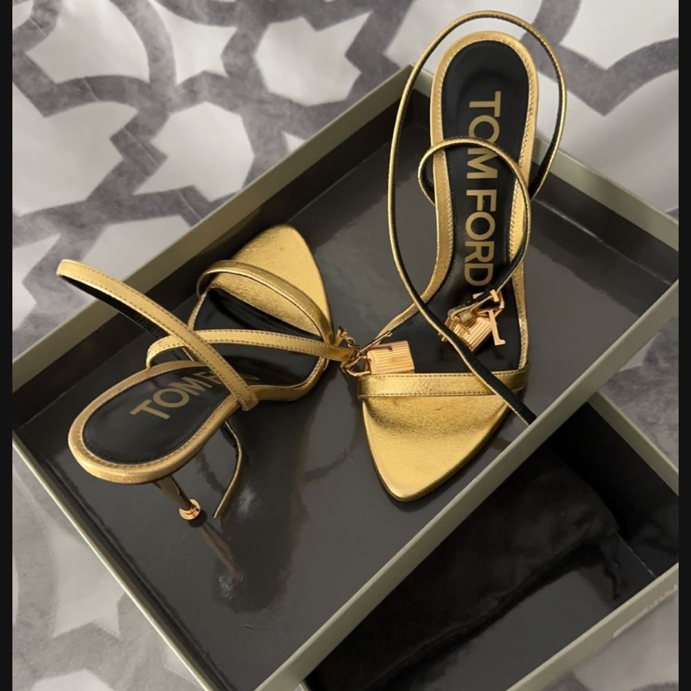 Tom ford scrappy heels gold color